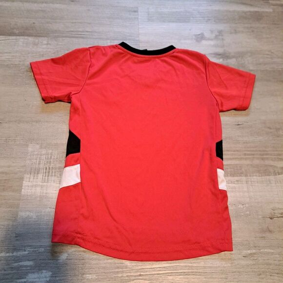 Official Manchester United Vintage Soccer Jersey Sewn On Patch Youth Size 4/5 - Picture 2 of 7